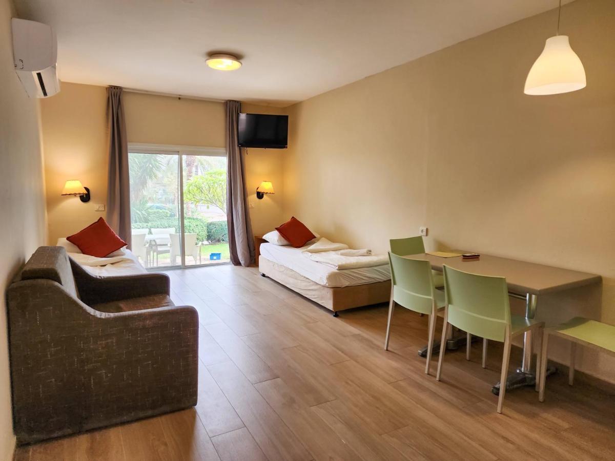 כפר נופש קלי"ה ים המלח Hotel Kalia Buitenkant foto