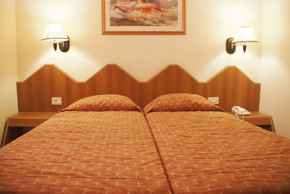 כפר נופש קלי"ה ים המלח Hotel Kalia Buitenkant foto